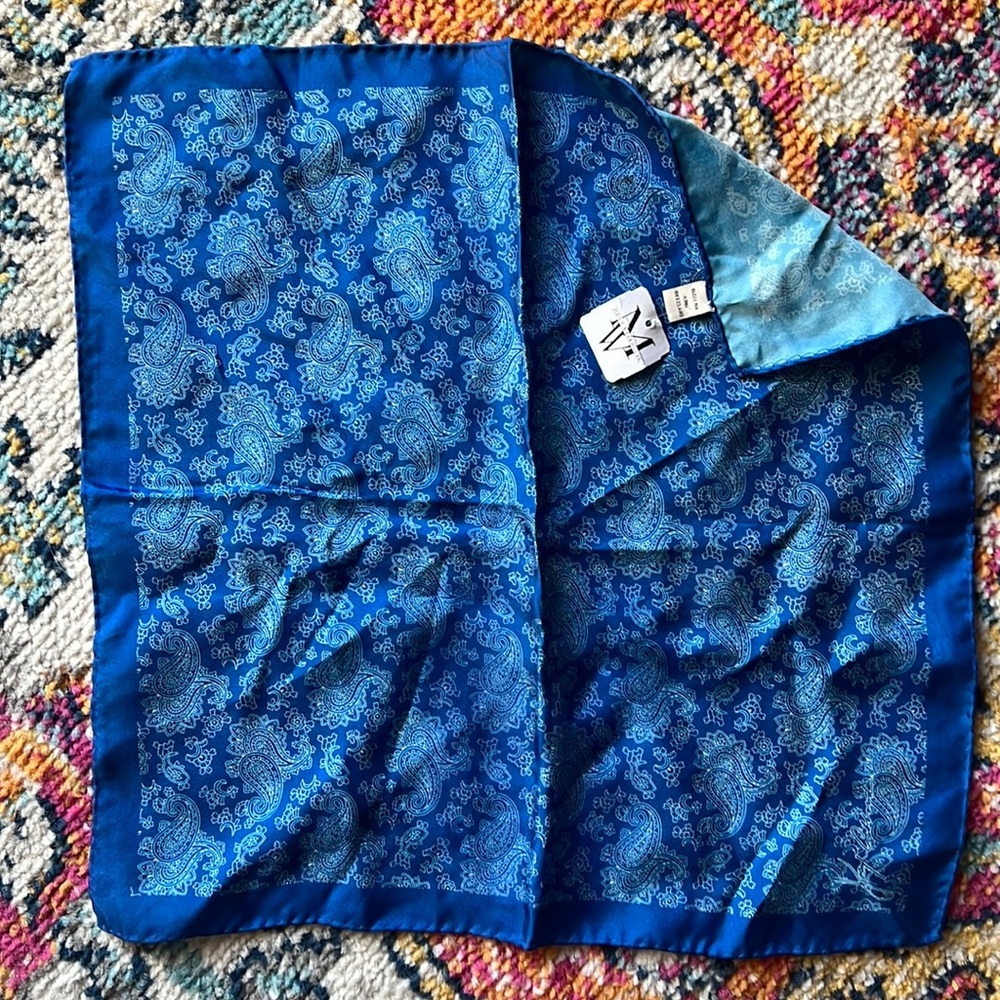 Men’s Wearhouse Silk Paisley Pocket Square